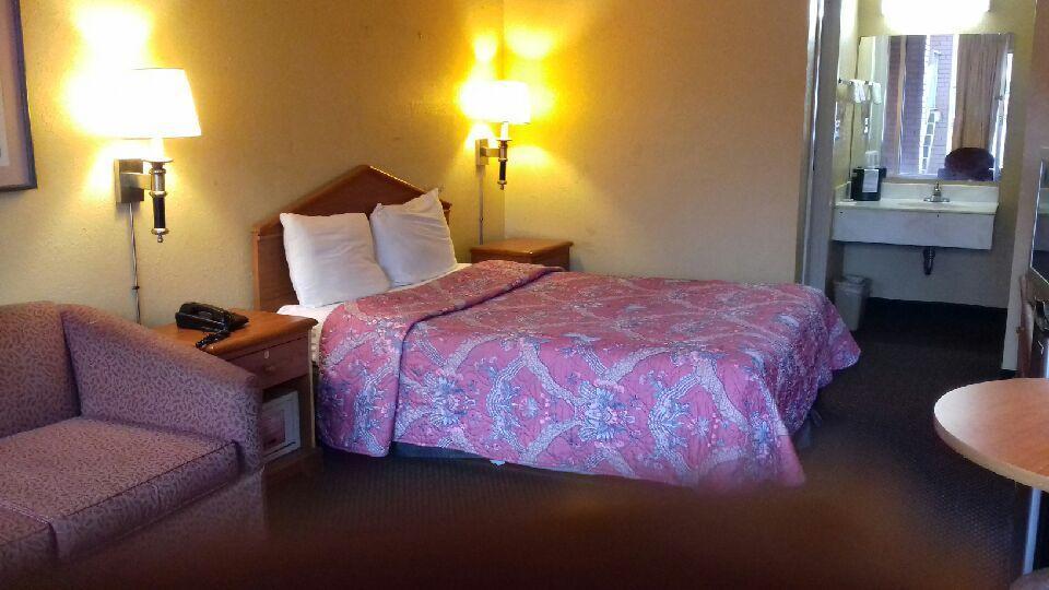 Budgetel Inn And Suites Birmingham Dış mekan fotoğraf